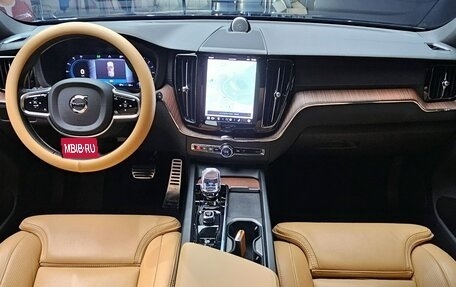 Volvo XC60 II, 2024 год, 6 119 496 рублей, 12 фотография