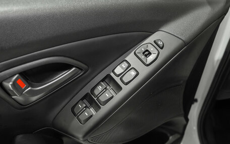 Hyundai ix35 I рестайлинг, 2015 год, 1 445 000 рублей, 19 фотография