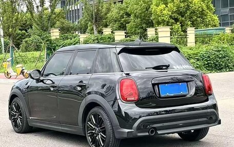 MINI Hatch, 2022 год, 1 870 000 рублей, 4 фотография