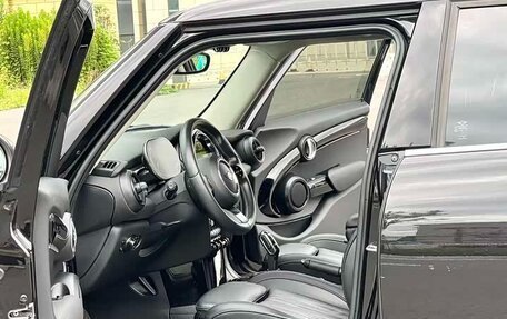 MINI Hatch, 2022 год, 1 870 000 рублей, 7 фотография