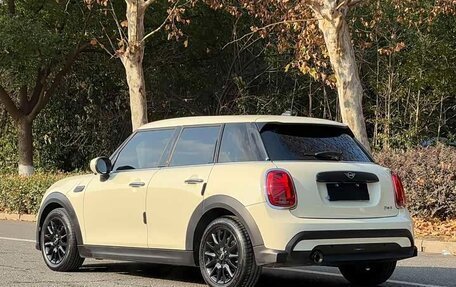 MINI Hatch, 2023 год, 2 020 000 рублей, 4 фотография