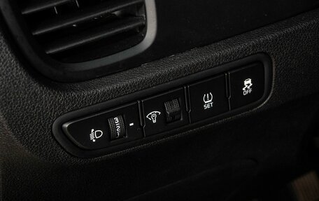 KIA Rio IV, 2018 год, 858 000 рублей, 14 фотография