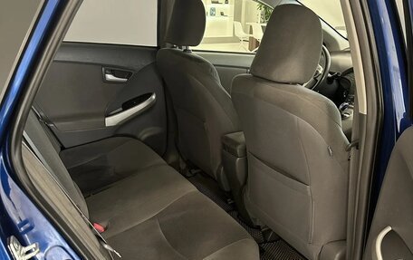 Toyota Prius, 2011 год, 919 000 рублей, 8 фотография