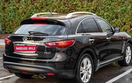 Infiniti FX II, 2012 год, 2 050 000 рублей, 2 фотография