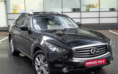 Infiniti FX II, 2012 год, 2 050 000 рублей, 22 фотография