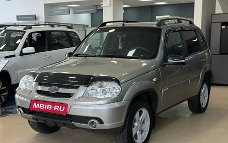 Chevrolet Niva I рестайлинг, 2015 год, 550 000 рублей, 1 фотография