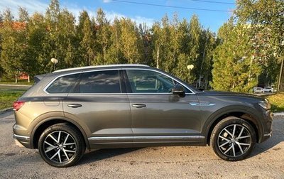 Volkswagen Touareg III, 2018 год, 4 600 000 рублей, 1 фотография