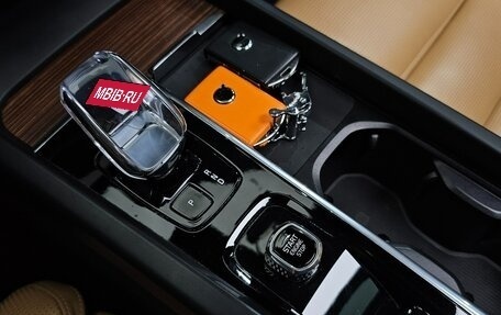 Volvo XC60 II, 2024 год, 5 849 160 рублей, 11 фотография