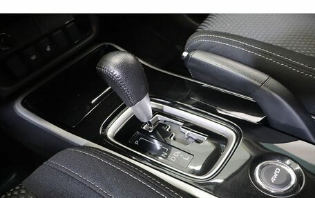 Mitsubishi Outlander III рестайлинг 3, 2018 год, 2 049 000 рублей, 12 фотография