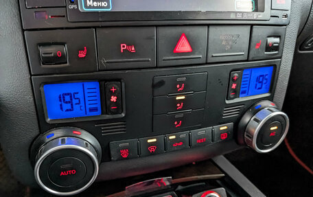 Volkswagen Touareg III, 2008 год, 1 230 000 рублей, 21 фотография