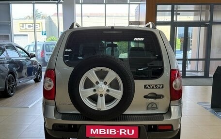 Chevrolet Niva I рестайлинг, 2015 год, 550 000 рублей, 4 фотография