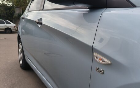 Hyundai Solaris II рестайлинг, 2011 год, 650 000 рублей, 10 фотография
