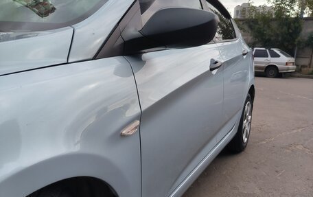 Hyundai Solaris II рестайлинг, 2011 год, 650 000 рублей, 9 фотография