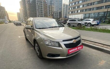 Chevrolet Cruze II, 2010 год, 549 000 рублей, 6 фотография