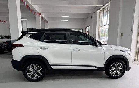 KIA Seltos I, 2023 год, 1 550 000 рублей, 4 фотография