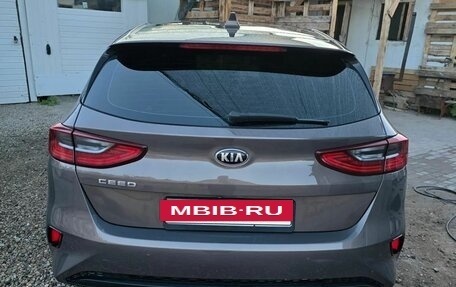 KIA cee'd III, 2019 год, 1 800 000 рублей, 4 фотография