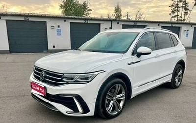 Volkswagen Tiguan II, 2022 год, 3 390 000 рублей, 1 фотография