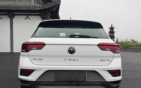 Volkswagen T-Roc I, 2022 год, 1 690 000 рублей, 5 фотография