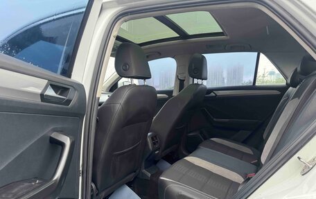 Volkswagen T-Roc I, 2022 год, 1 690 000 рублей, 8 фотография