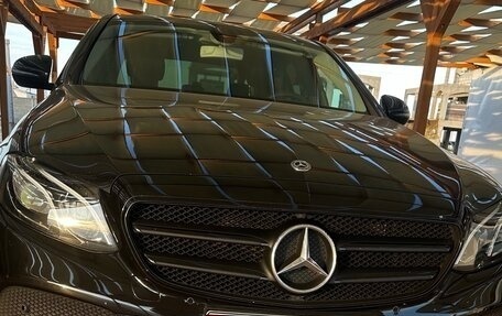 Mercedes-Benz E-Класс, 2017 год, 2 650 000 рублей, 1 фотография