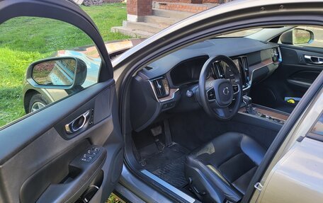 Volvo S60 III, 2020 год, 3 150 000 рублей, 5 фотография