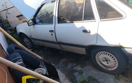 Opel Kadett E рестайлинг, 1990 год, 75 000 рублей, 3 фотография