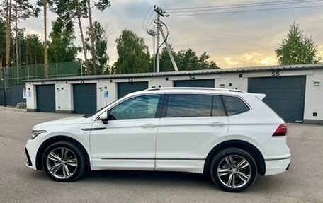 Volkswagen Tiguan II, 2022 год, 3 390 000 рублей, 2 фотография