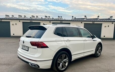 Volkswagen Tiguan II, 2022 год, 3 390 000 рублей, 5 фотография