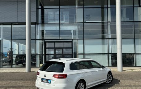 Volkswagen Passat B8 рестайлинг, 2018 год, 1 685 000 рублей, 5 фотография