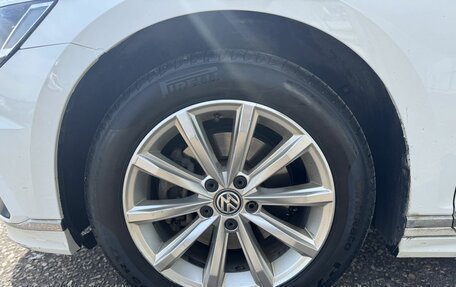 Volkswagen Passat B8 рестайлинг, 2018 год, 1 685 000 рублей, 11 фотография