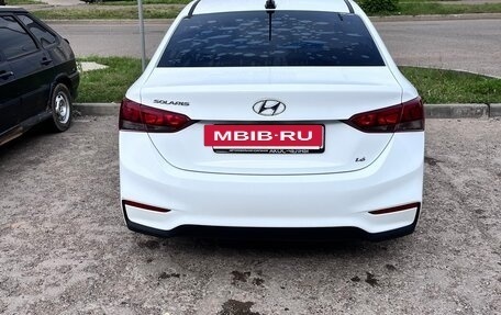 Hyundai Solaris II рестайлинг, 2018 год, 1 220 000 рублей, 4 фотография