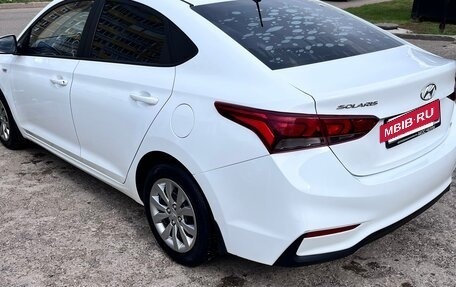 Hyundai Solaris II рестайлинг, 2018 год, 1 220 000 рублей, 3 фотография