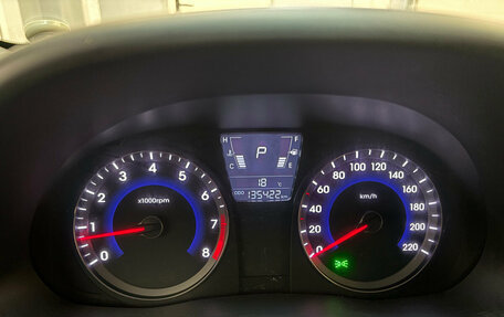 Hyundai Solaris II рестайлинг, 2012 год, 770 000 рублей, 6 фотография