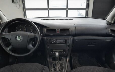 Skoda Superb III рестайлинг, 2007 год, 319 000 рублей, 10 фотография