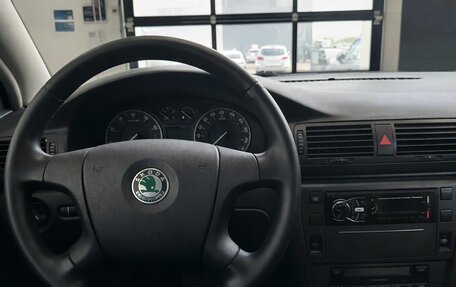 Skoda Superb III рестайлинг, 2007 год, 319 000 рублей, 11 фотография