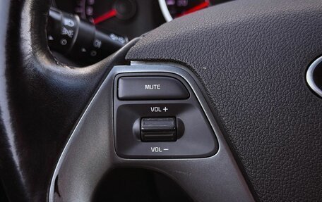 KIA Rio III рестайлинг, 2015 год, 995 000 рублей, 16 фотография