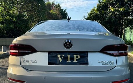 Volkswagen Lavida, 2022 год, 1 387 017 рублей, 3 фотография