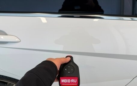 Hyundai Elantra, 2021 год, 1 999 000 рублей, 28 фотография