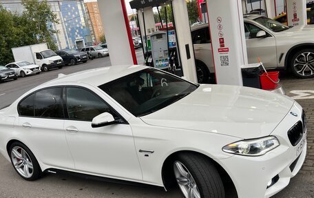 BMW 5 серия, 2016 год, 4 фотография