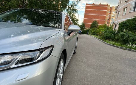 Toyota Camry, 2018 год, 2 700 000 рублей, 4 фотография