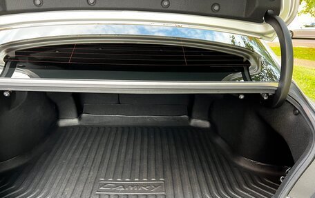 Toyota Camry, 2018 год, 2 700 000 рублей, 12 фотография