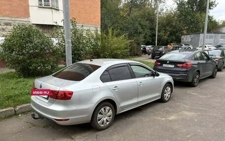 Volkswagen Jetta VI, 2014 год, 1 040 000 рублей, 2 фотография