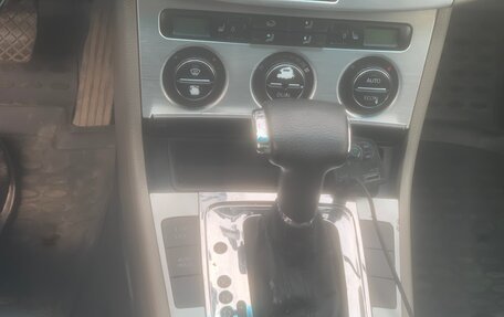 Volkswagen Passat B6, 2008 год, 650 000 рублей, 10 фотография