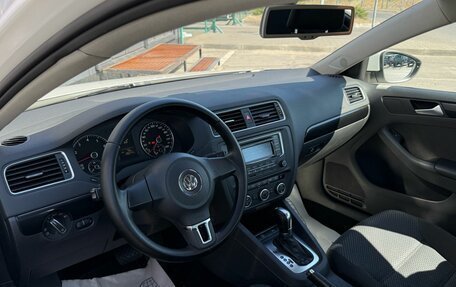 Volkswagen Jetta VI, 2014 год, 1 199 000 рублей, 10 фотография