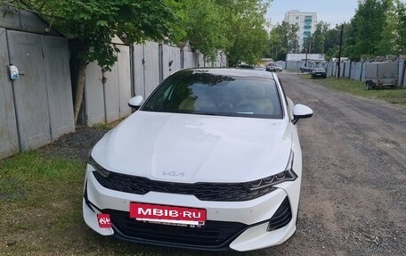 KIA K5, 2022 год, 3 150 000 рублей, 2 фотография