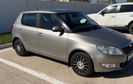Skoda Fabia II, 2012 год, 450 000 рублей, 3 фотография