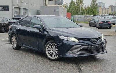 Toyota Camry, 2018 год, 2 590 000 рублей, 1 фотография