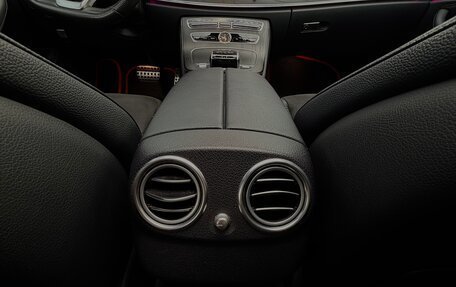 Mercedes-Benz E-Класс, 2017 год, 3 300 000 рублей, 20 фотография
