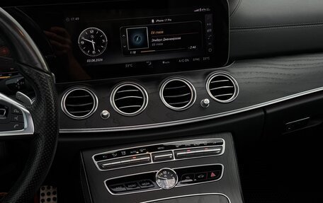 Mercedes-Benz E-Класс, 2017 год, 3 300 000 рублей, 17 фотография