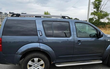 Nissan Pathfinder, 2005 год, 900 000 рублей, 2 фотография